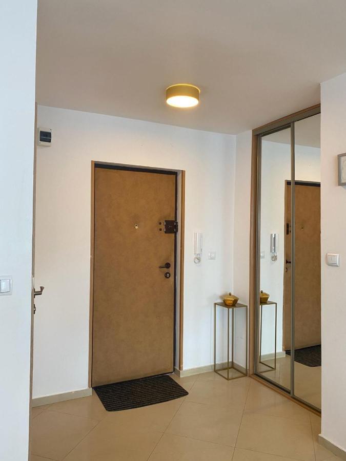 Vicky - New Apartment Centrum Srodmiescie Warsaw Exterior photo