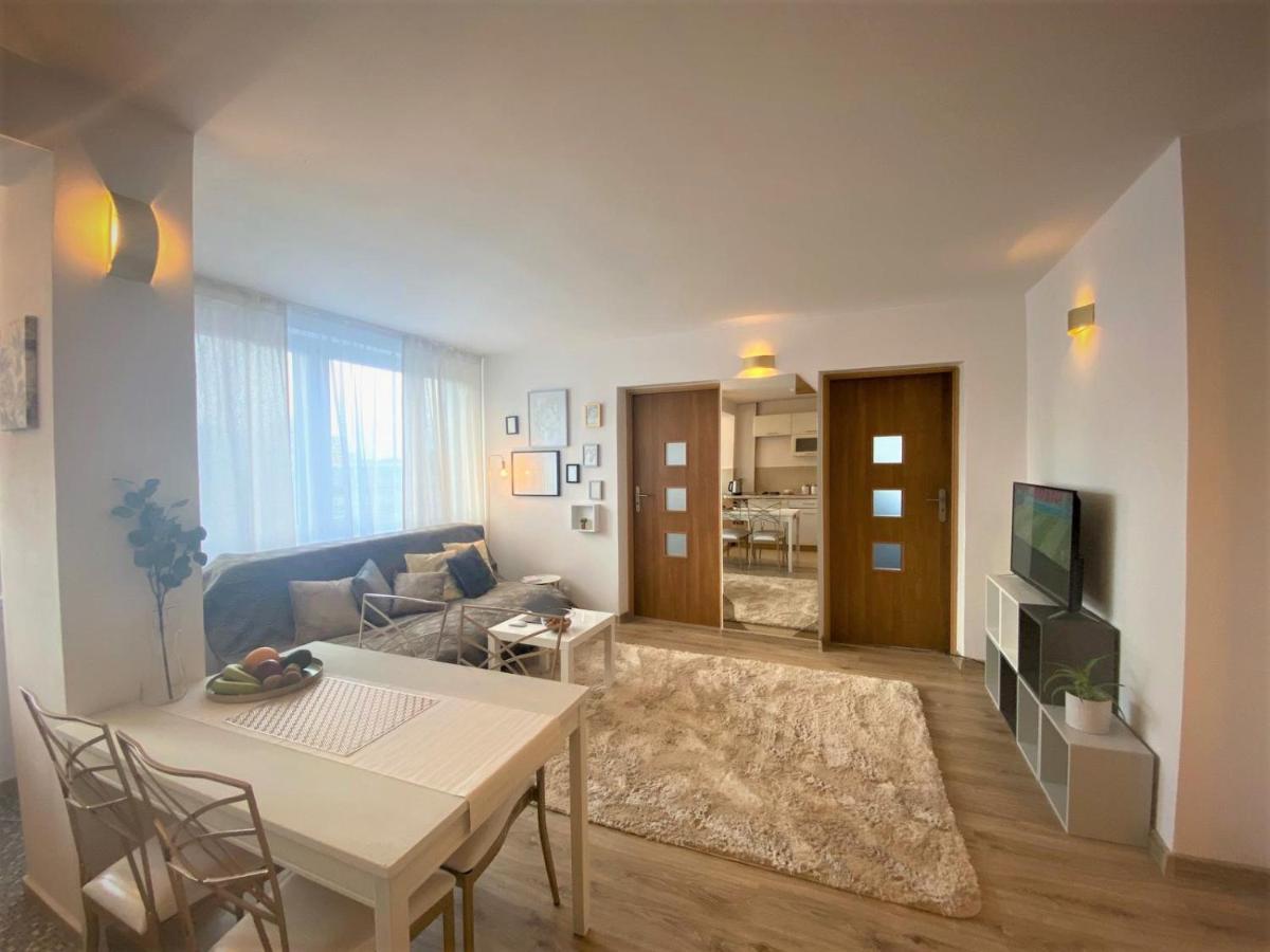 Vicky - New Apartment Centrum Srodmiescie Warsaw Exterior photo